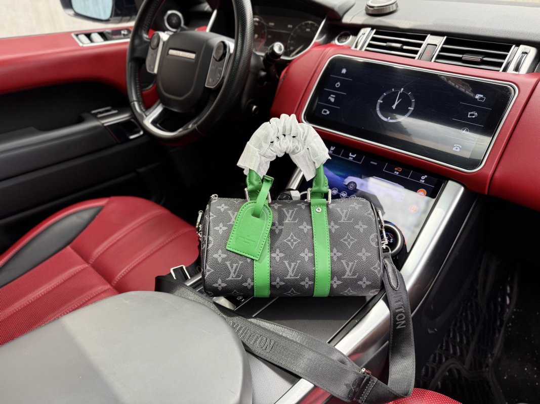 Louis Vuitton Eclipse Keepall 25 Travel Bag Black Green