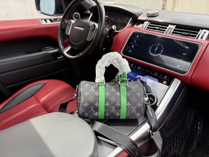 Louis Vuitton Eclipse Keepall 25 Travel Bag Black Green view 2