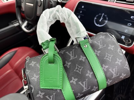 Louis Vuitton Eclipse Keepall 25 Travel Bag Black Green view 5