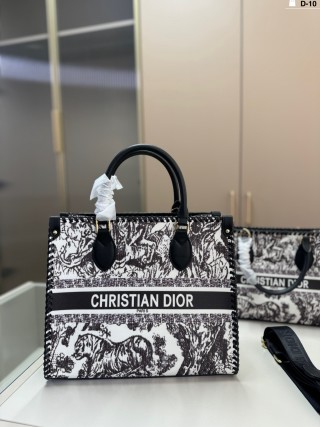 Dior Floral Jacquard Tote Bag Black & White view 8
