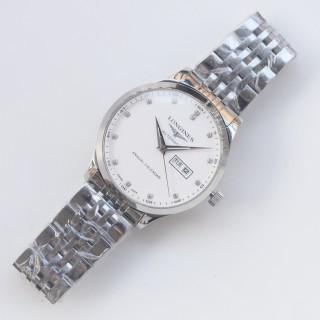 Longines Annual Calendar Automatic Watch 40mm Silver view 2