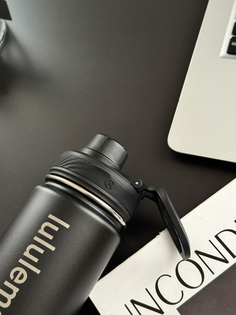 Lululemon Insulated Water Bottle Black