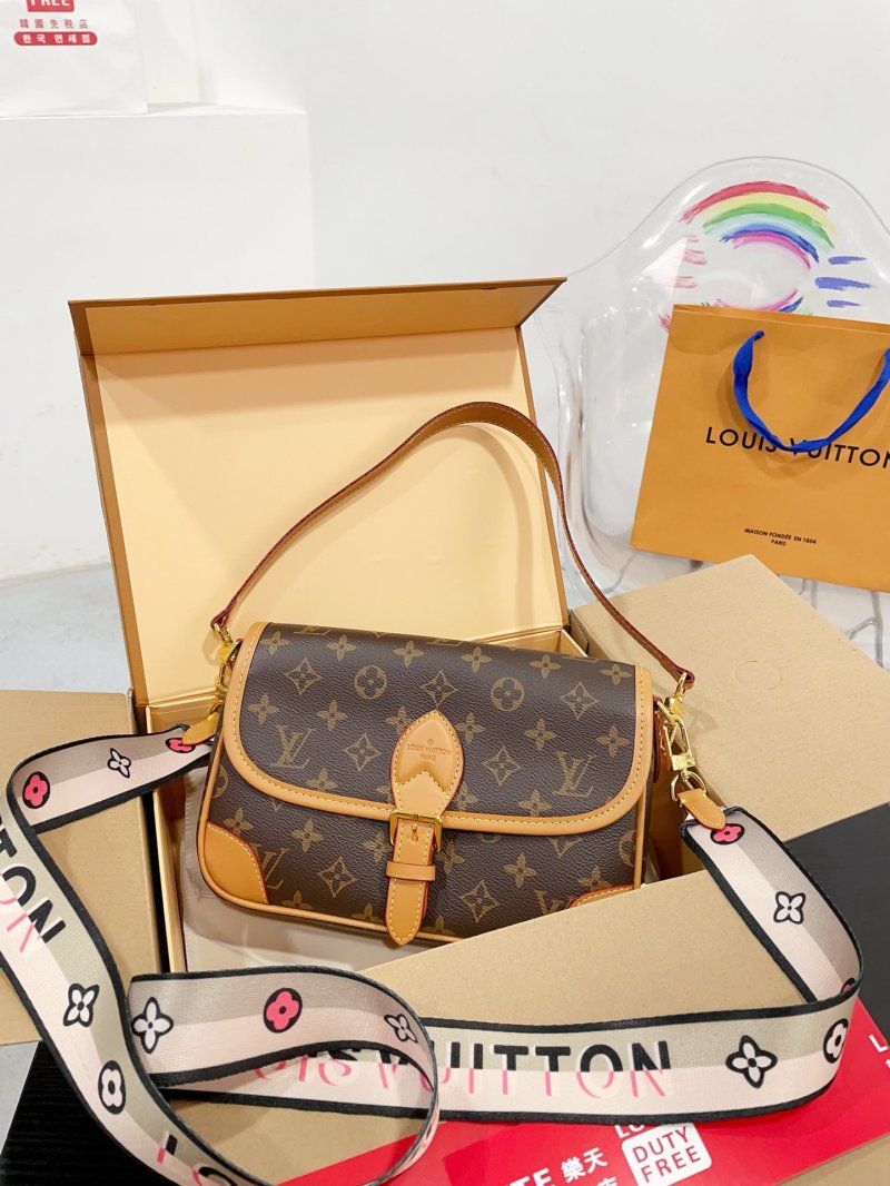Louis Vuitton Monogram Crossbody Bag - Brown/Tan view