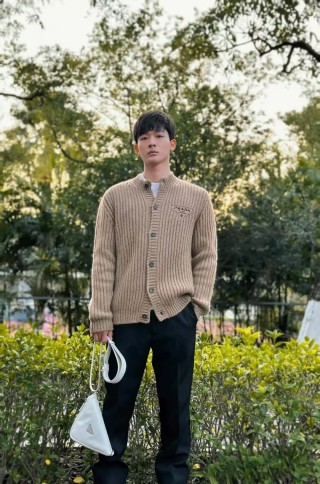 Prada Beige Ribbed Wool Cardigan view 6