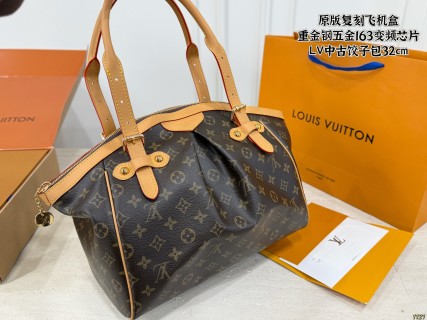 Louis Vuitton Monogram Dumpling Tote Bag - Navy view 8