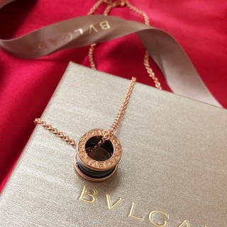 Bvlgari Black Ceramic Rose Gold Necklace view 3
