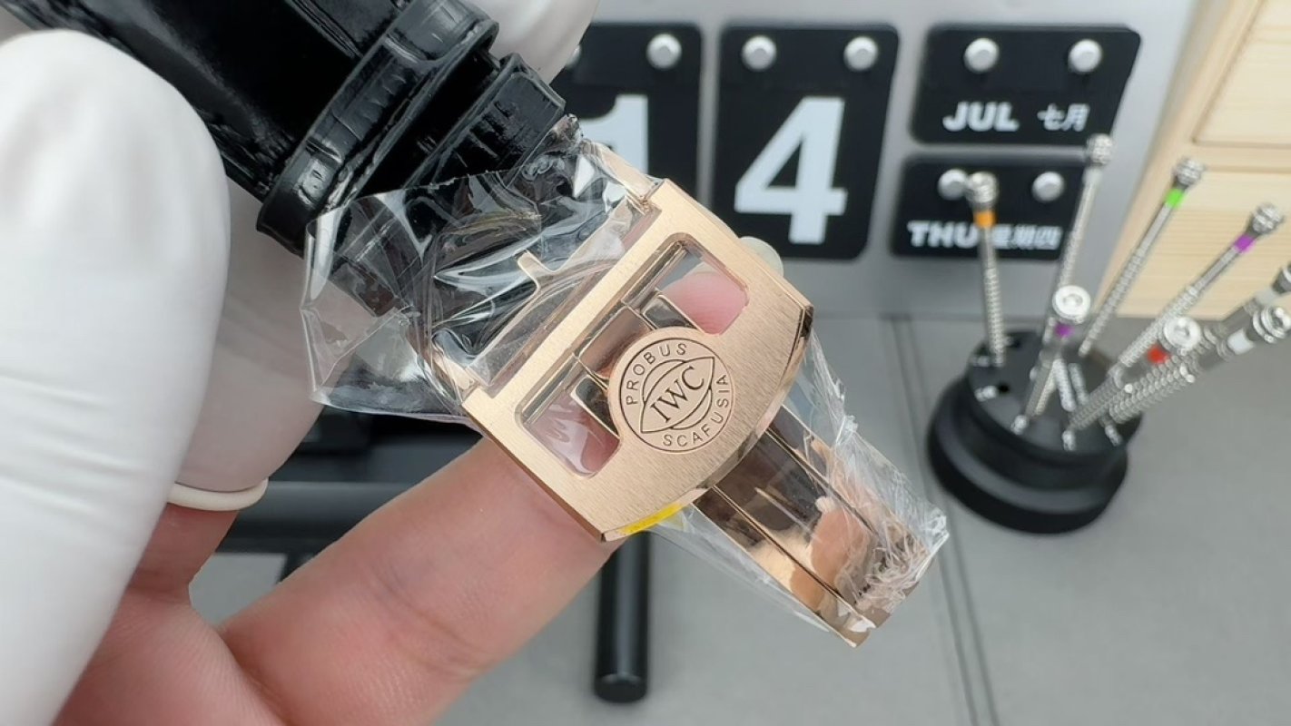 IWC Portugieser 7-Day Automatic Rose Gold Watch view