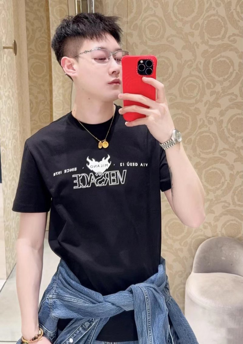 Black Graphic Print Short Sleeve T-Shirt view