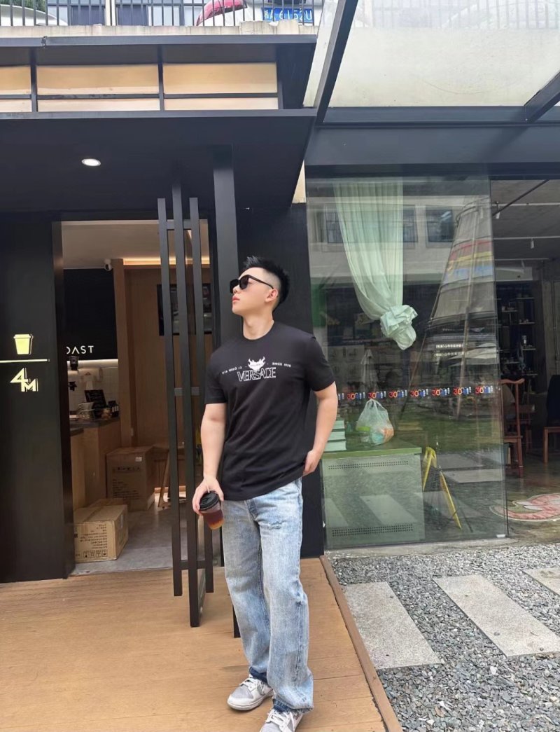 Black Graphic Print Short Sleeve T-Shirt view