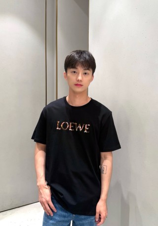 Black Gold Logo Graphic Short Sleeve T-Shirt view 6