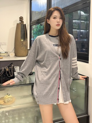 Grey Knit Cardigan with Stripe Detail and Contrast Collar