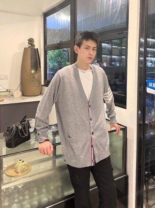 Grey Knit Cardigan with Stripe Detail and Contrast Collar view 4
