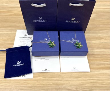 Swarovski Gema Green Crystal Flower Pendant Necklace view 4