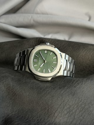 Patek Philippe Nautilus 5711 Green Dial Steel Watch view 3