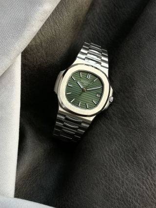 Patek Philippe Nautilus 5711 Green Dial Steel Watch view 4