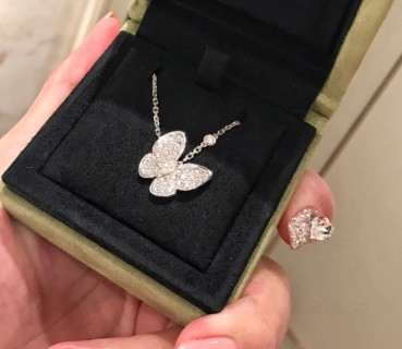 Van Cleef & Arpels Butterfly Diamond Pendant Necklace - Silver view 6