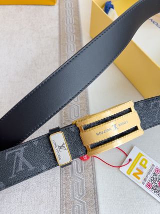 Louis Vuitton Automatic Buckle Belt Black Monogram view 4