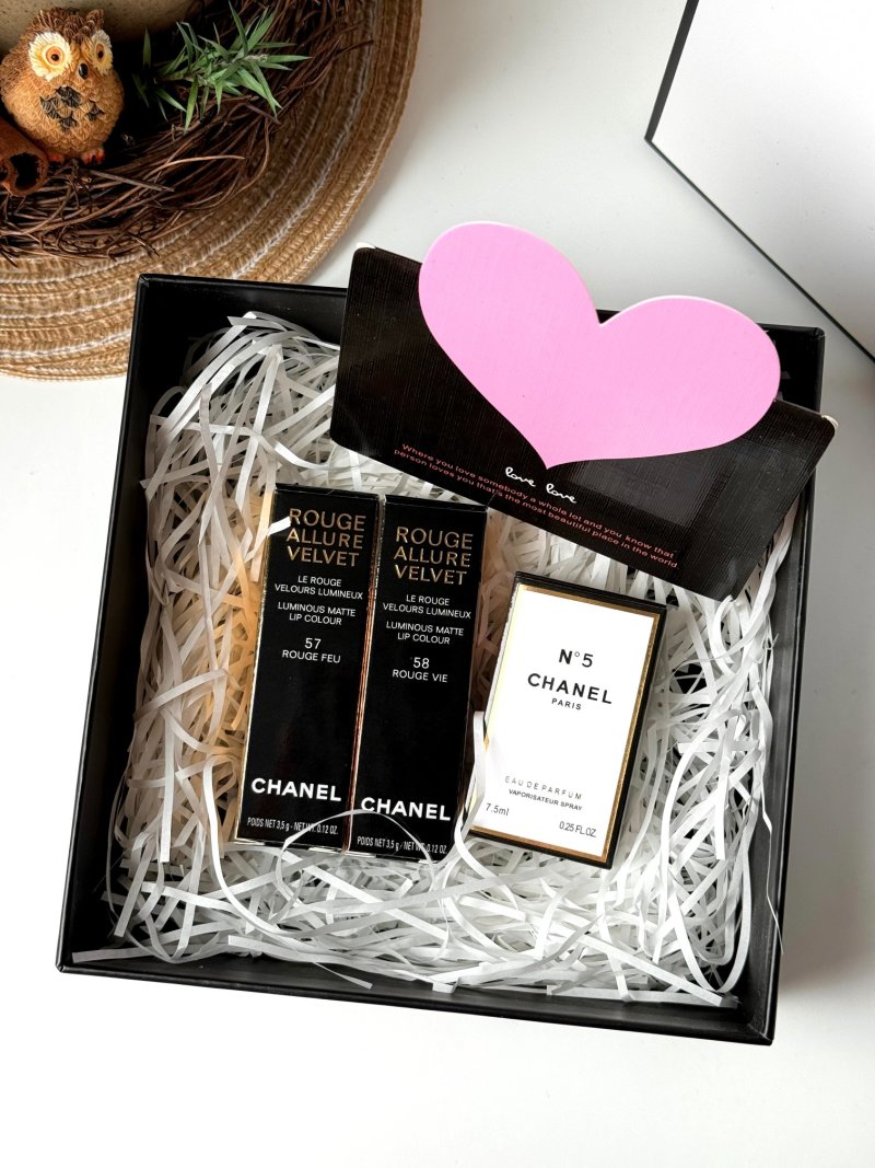 Chanel N°5 Rouge Allure Velvet Gift Set – 3pc Luxury Bundle
