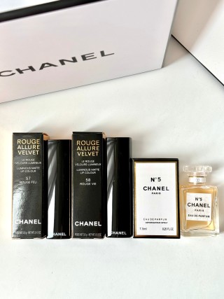 Chanel N°5 Rouge Allure Velvet Gift Set – 3pc Luxury Bundle view 8