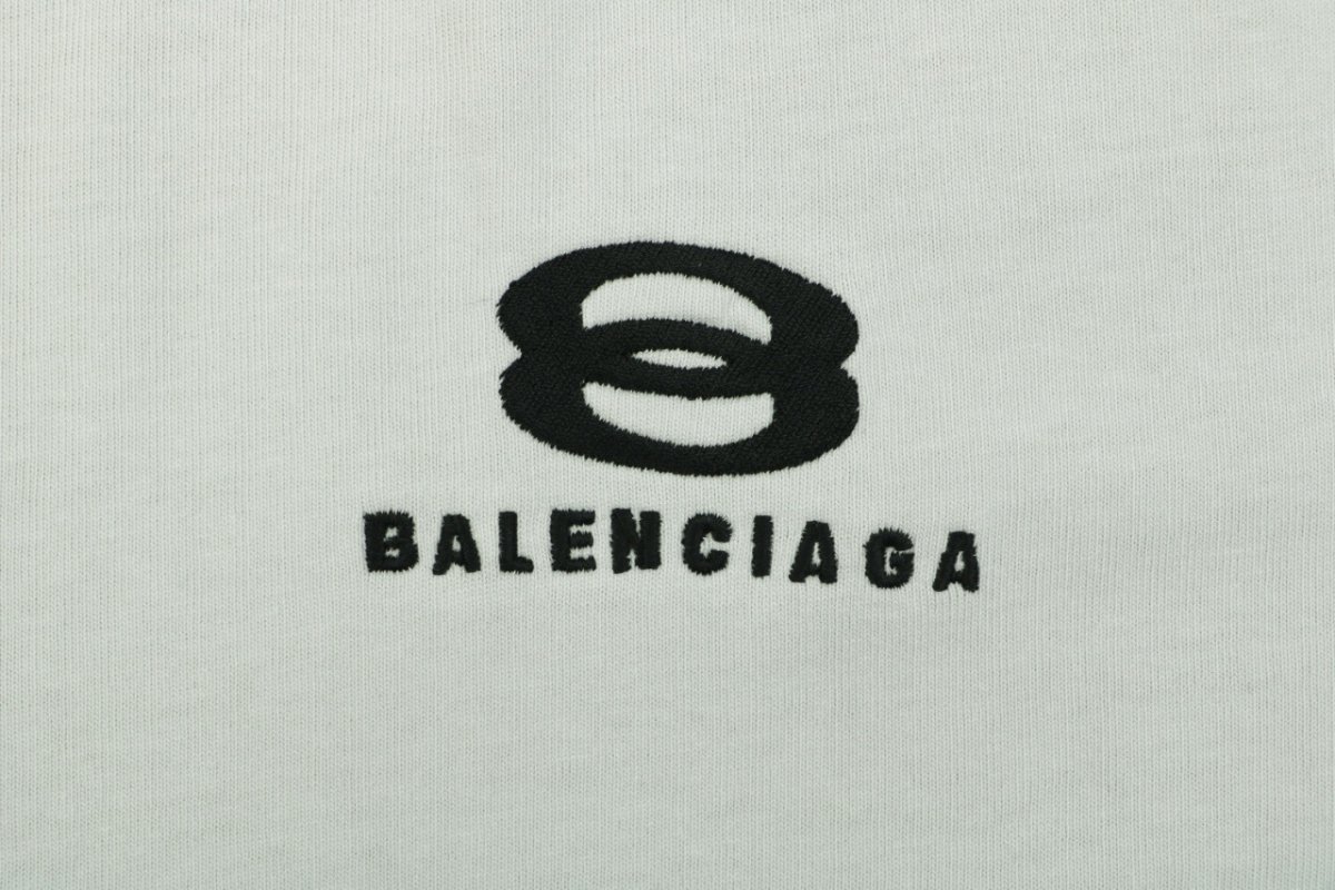 Balenciaga White Short-Sleeve T-Shirt with Logo view