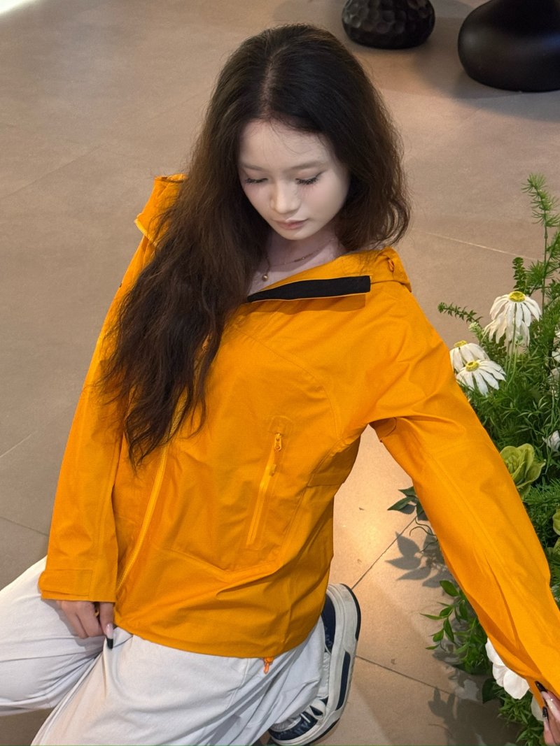 Stone Island Bogota LT Lightweight Jacket Orange view