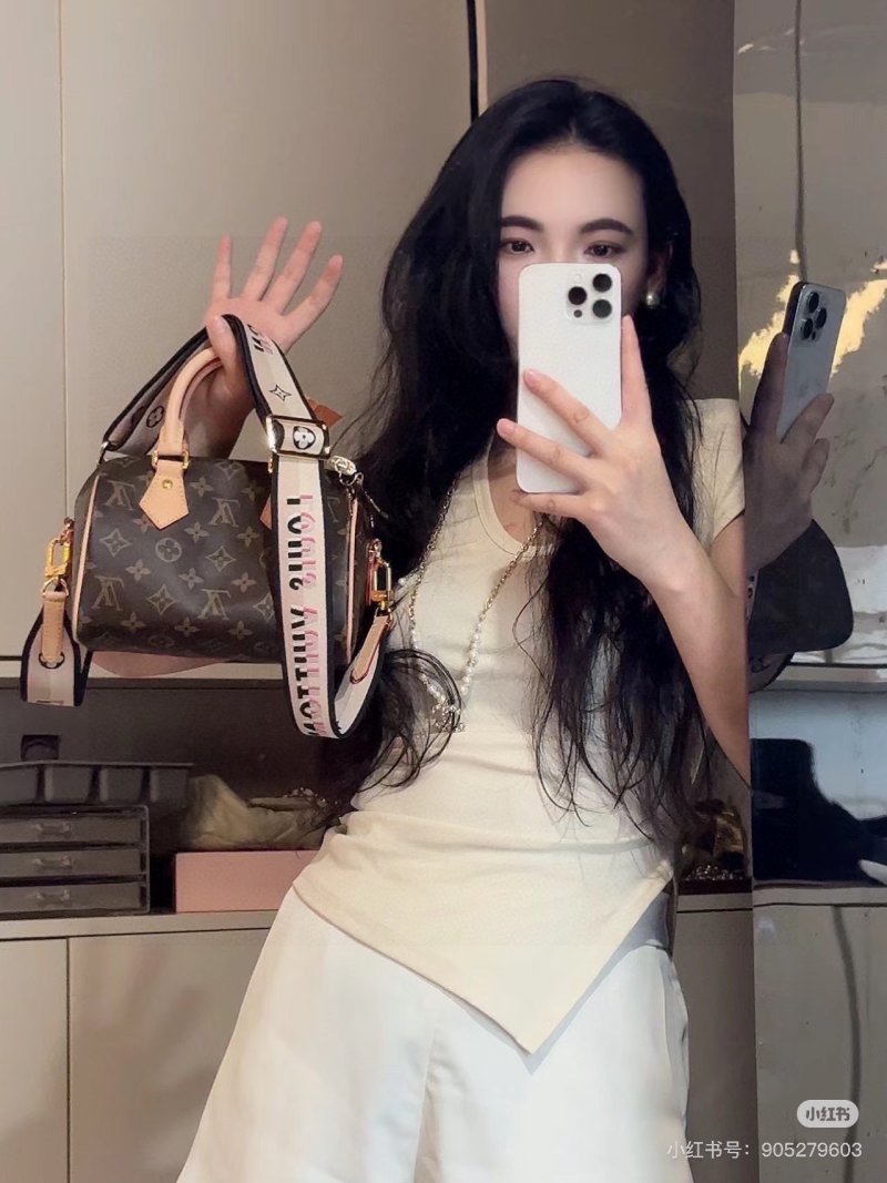 Louis Vuitton Monogram Canvas Shoulder Bag Brown