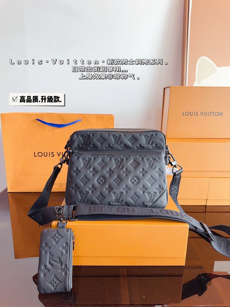 Louis Vuitton Pochette Trio Monogram Messenger Bag - Black