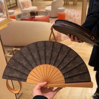 Louis Vuitton Monogram Fan Bag Brown view 2