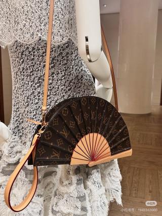 Louis Vuitton Monogram Fan Bag Brown view 5