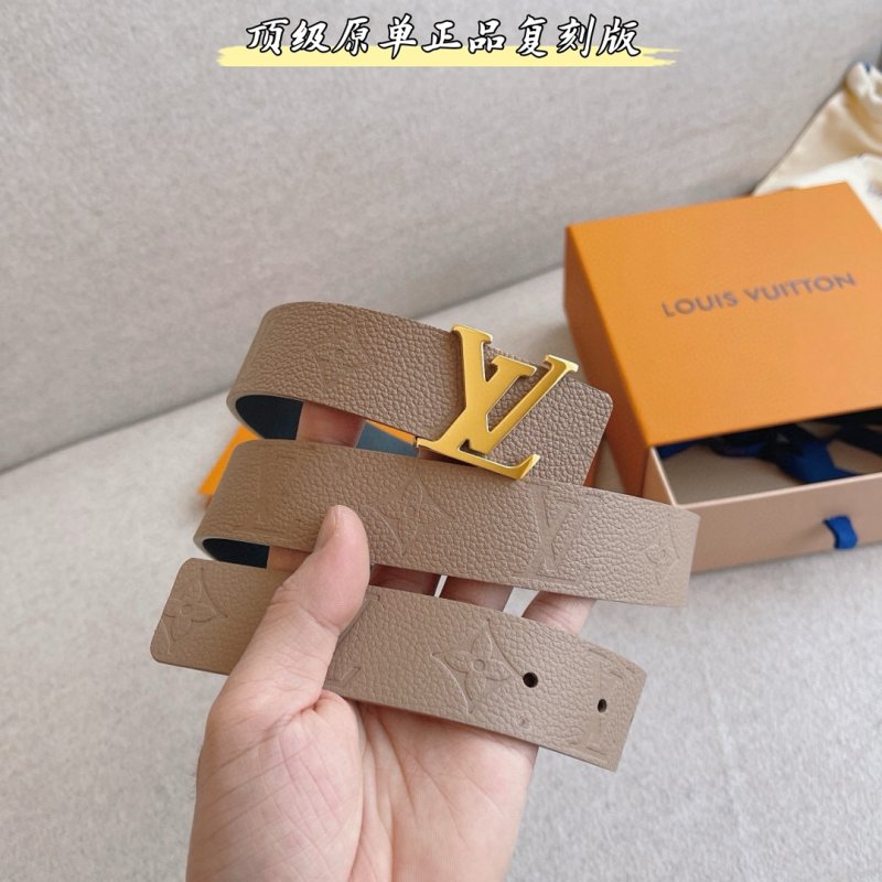 Louis Vuitton Iconic LV Buckle Reversible Leather Belt Beige
