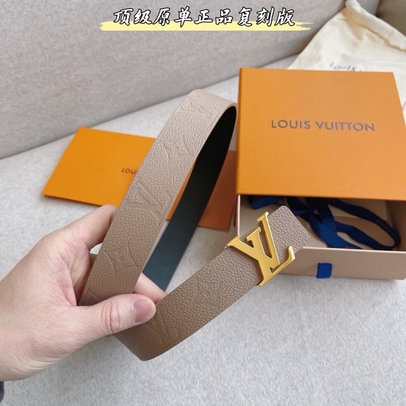 Louis Vuitton Iconic LV Buckle Reversible Leather Belt Beige view