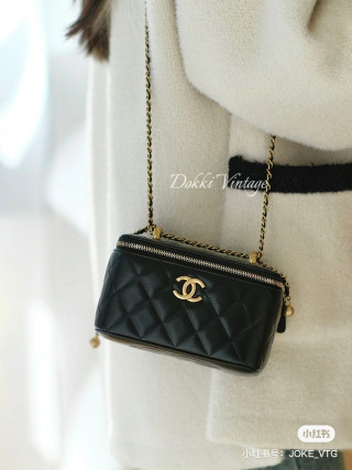 Chanel Black Quilted Vanity Case Gold Chain Bag view 4