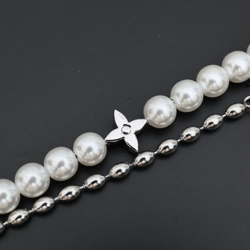 Louis Vuitton Pearls Fusion Layered Necklace Silver view