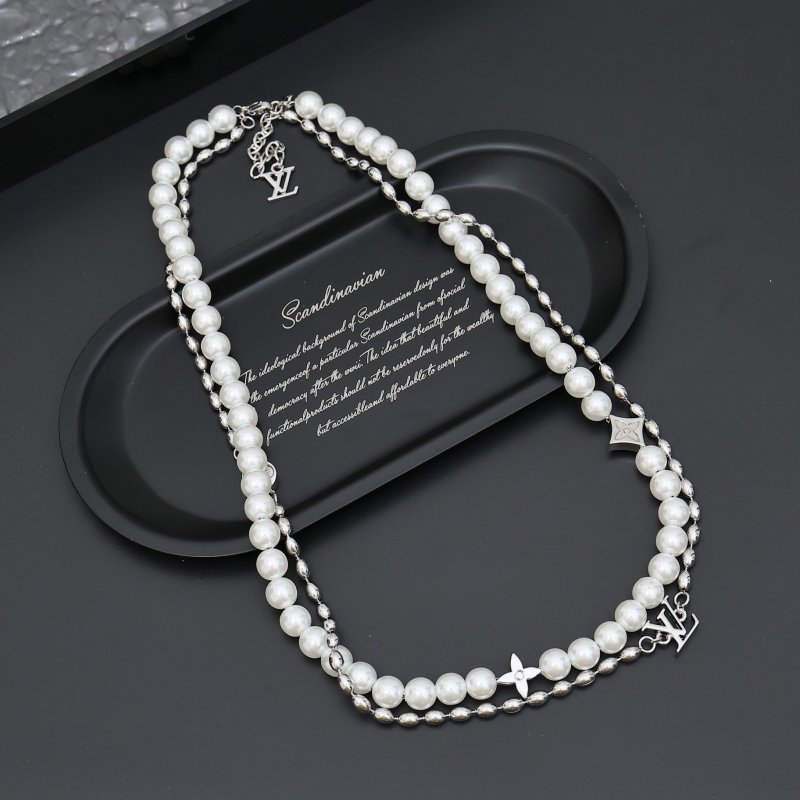 Louis Vuitton Pearls Fusion Layered Necklace Silver view