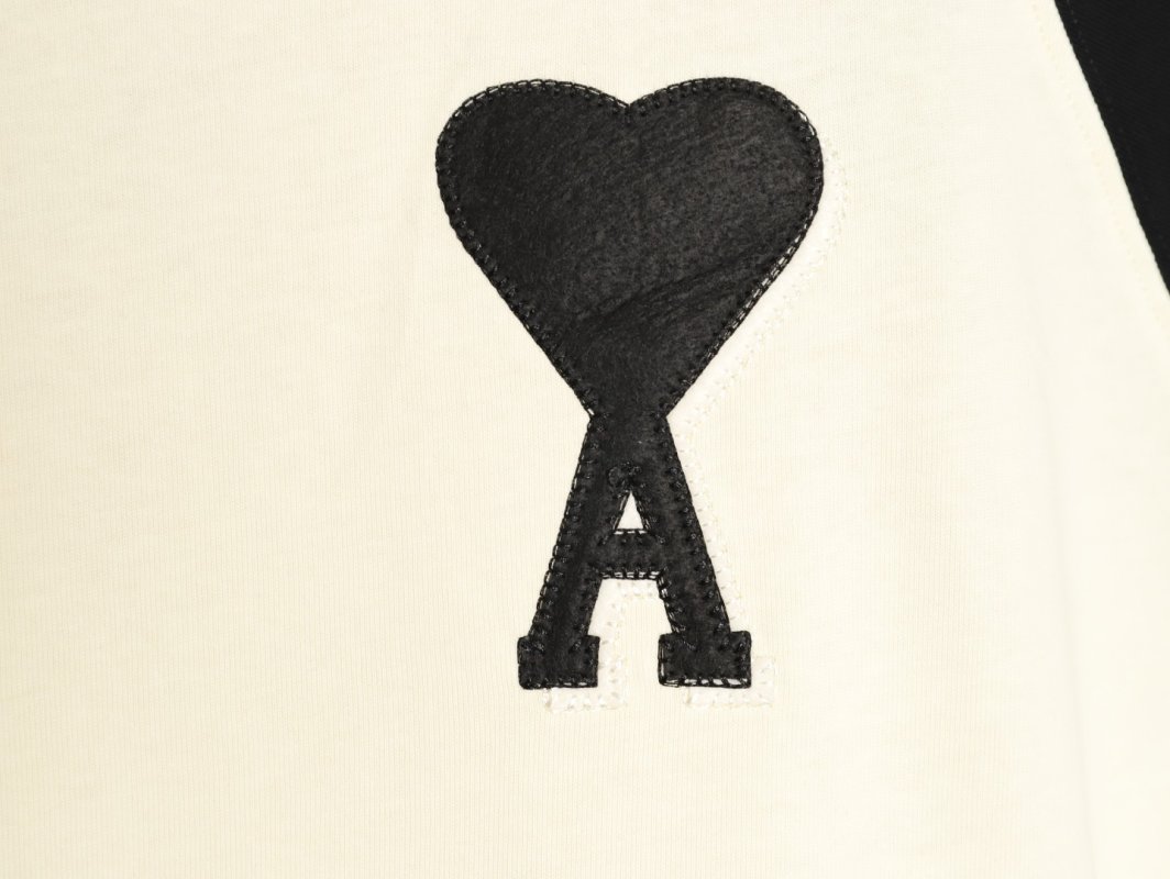 Ami Paris Color-Block Heart Embroidered T-Shirt Cream Black view