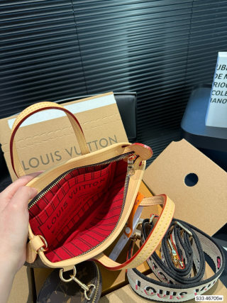 Louis Vuitton Monogram Tote Bag with Pouch - Brown view 9