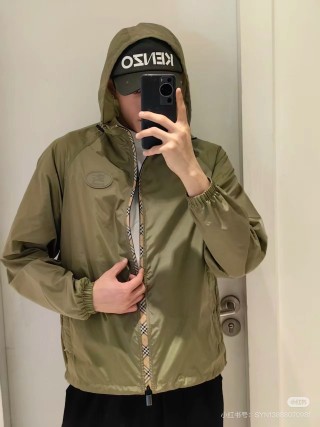 Burberry Sage Green Hooded Windbreaker Jacket view 5