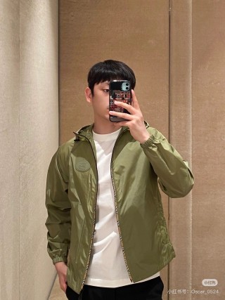 Burberry Sage Green Hooded Windbreaker Jacket view 8