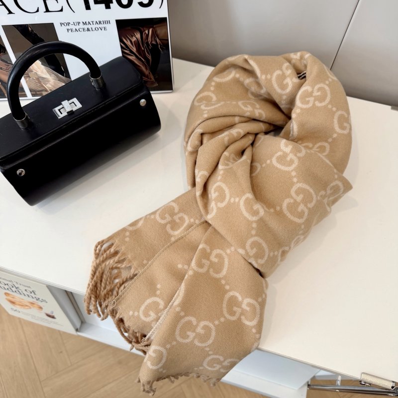 Gucci GG Jacquard Wool Scarf Grey & Ginger view