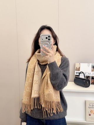 Gucci GG Jacquard Wool Scarf Grey & Ginger view 6