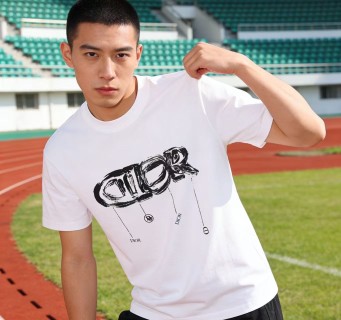 Dior Oversized White Graphic T-Shirt view 6