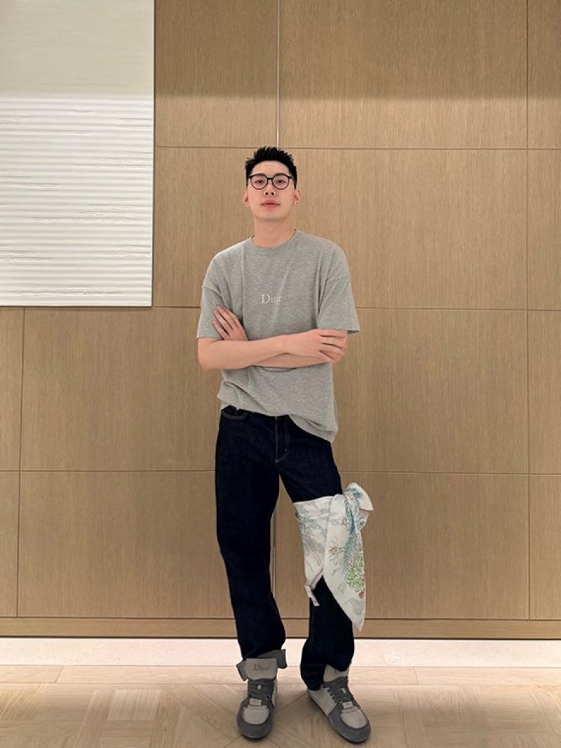 Dior Grey Chest Logo Short Sleeve T-Shirt view