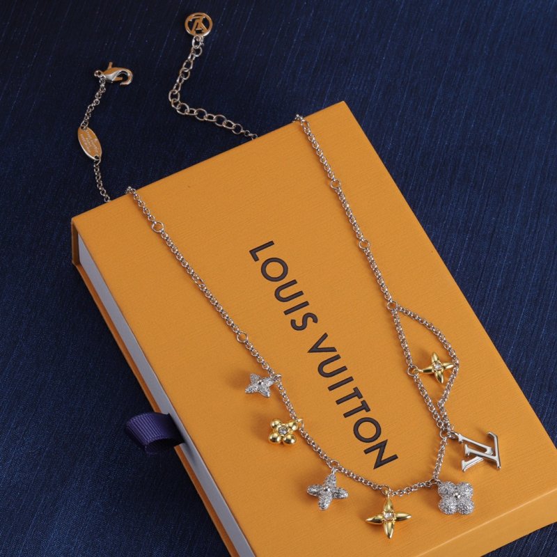 Louis Vuitton Gram Monogram Floral Zirconia Necklace - Silver view