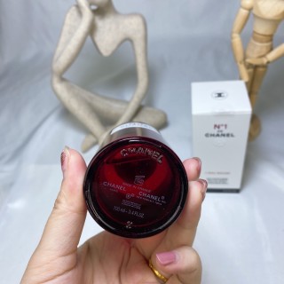 Chanel N°1 L'Eau Rouge Fragrance Mist 100ml view 3