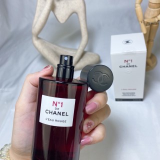 Chanel N°1 L'Eau Rouge Fragrance Mist 100ml view 5