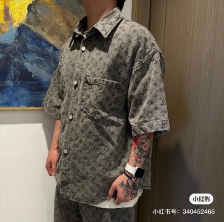 Louis Vuitton Monogram Denim Short-Sleeve Shirt Grey view 4