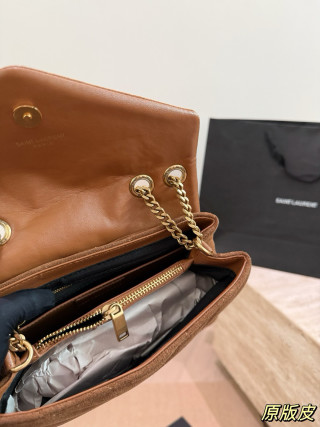 Saint Laurent LouLou Quilted Shoulder Bag - Black view 9
