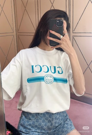 Gucci Logo Print White T-Shirt view 4