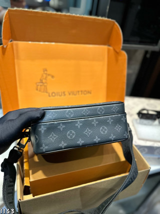 Louis Vuitton S-Lock Monogram Shoulder Bag Black view 7