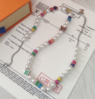 Louis Vuitton MNG Pearl Party Necklace - Multicolor view 2